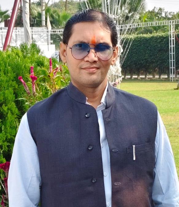 Mr. Avneesh Kumar, Delhi Premium School Banda partner